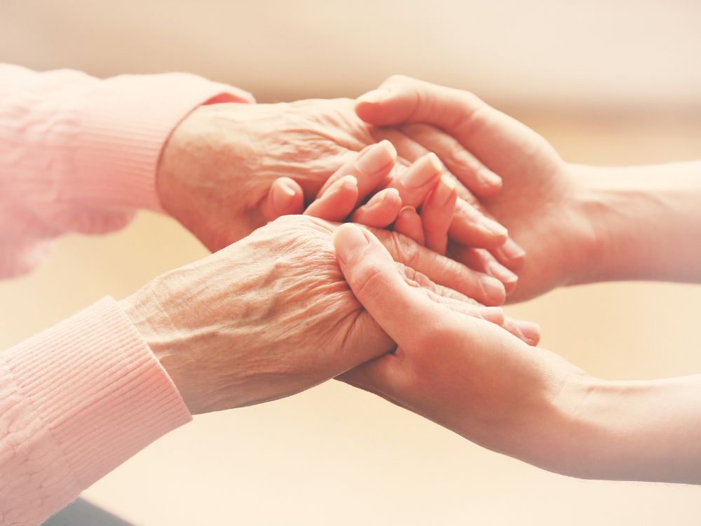 Contratar um Cuidador de Idosos Home Care: Como escolher o Melhor Serviço?